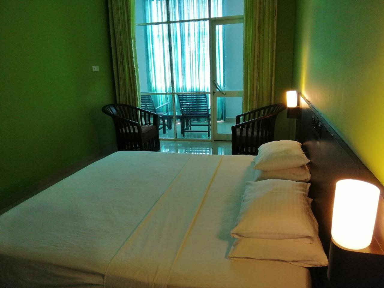 Mars Hotel Tangalle Exterior photo